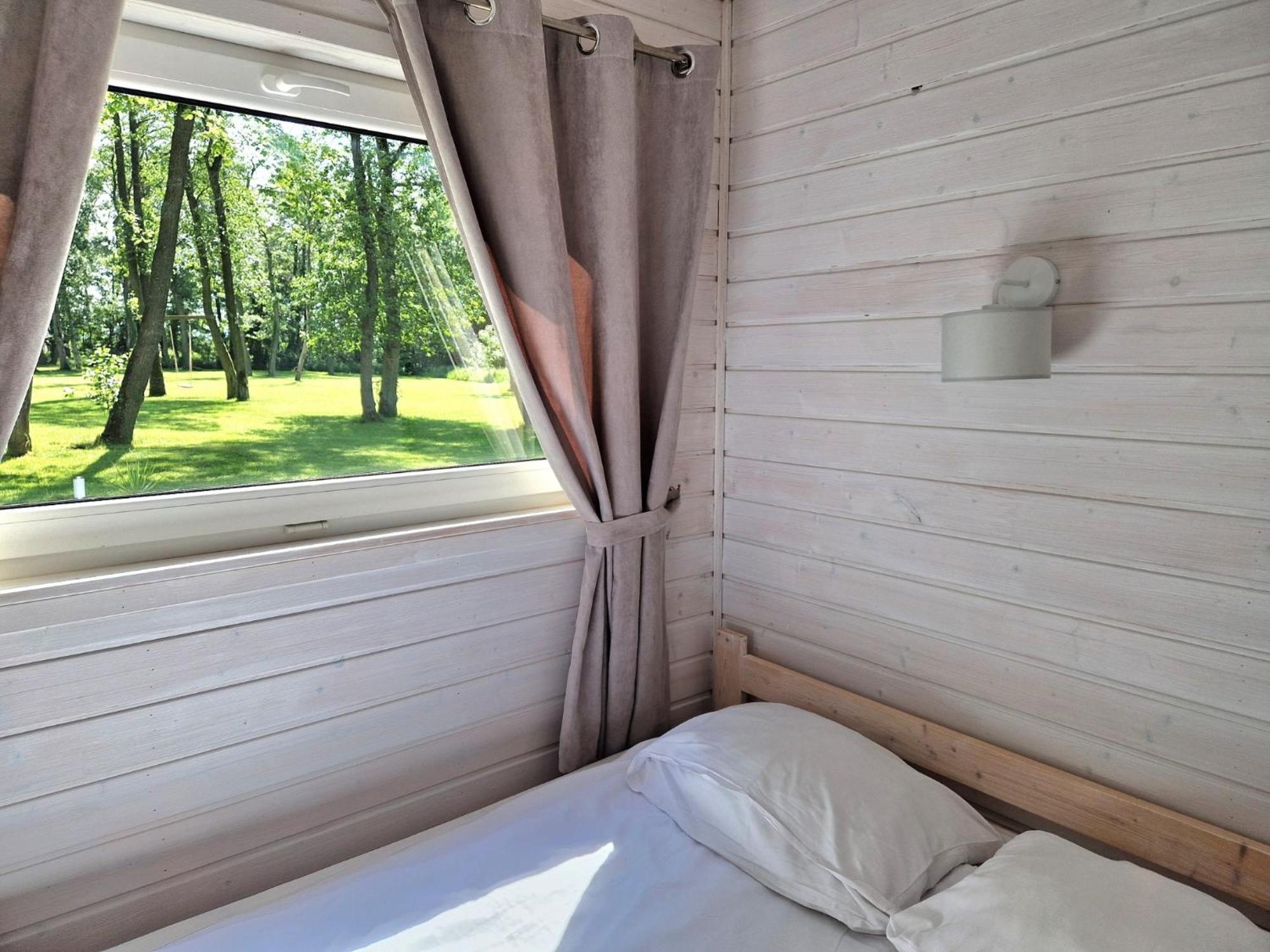 Lumi Resort Domki Letniskowe Z Podgrzewanym Basenem Rewal Quarto foto